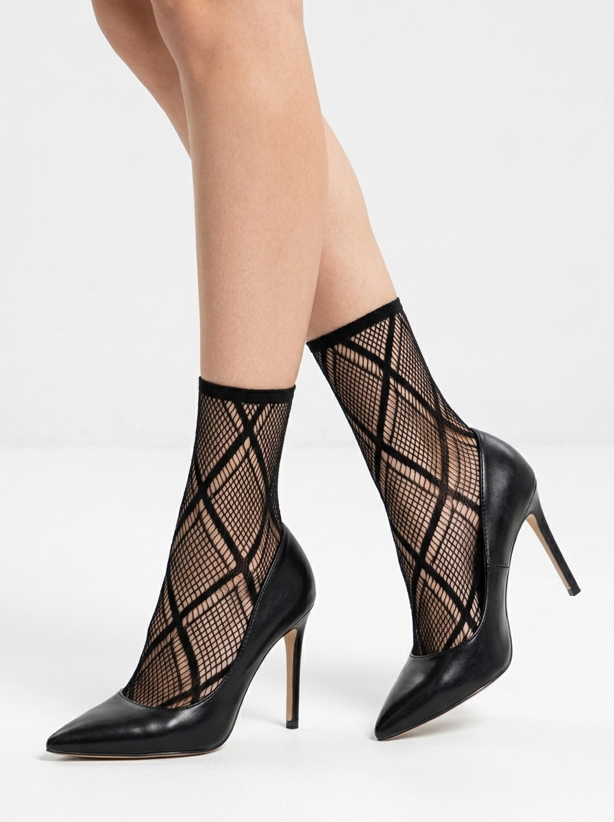 Product_worn_on_legs_202607130359 (2) Women's Argyle Diamond Patterned Fishnet Ankle Socks - Image 1